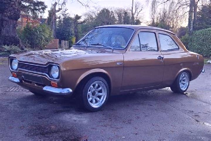 escort Sleidinge