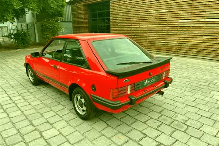 escort Smallwood