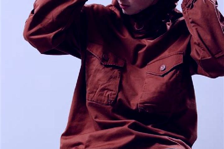 escort Smock