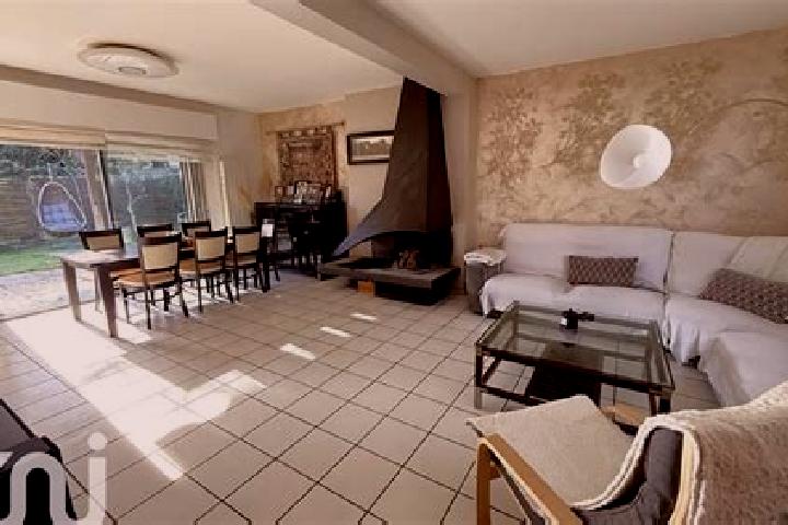 escort Soisy-sous-Montmorency