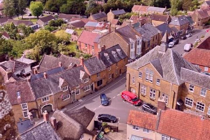 escort South Petherton