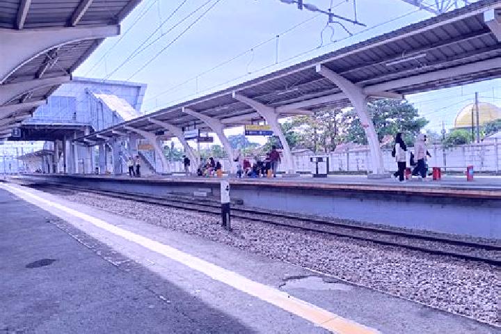 escort Stasiun