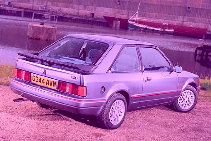 escort Stratham