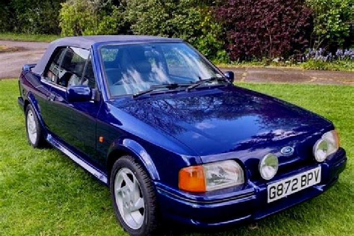 escort Streatley