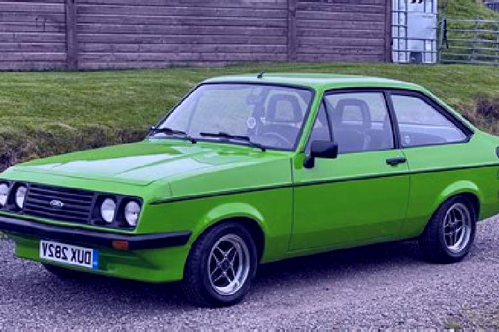 escort Strezeni