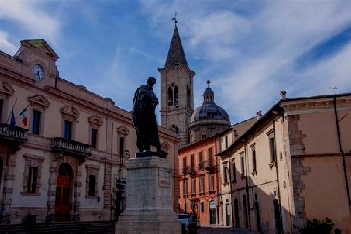 escort Sulmona
