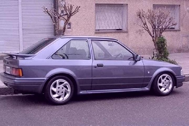 escort Summerlea