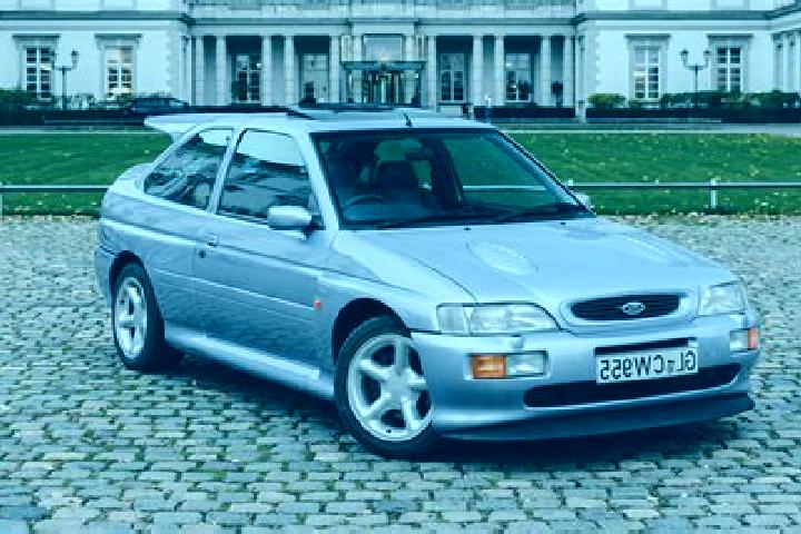 escort Superga