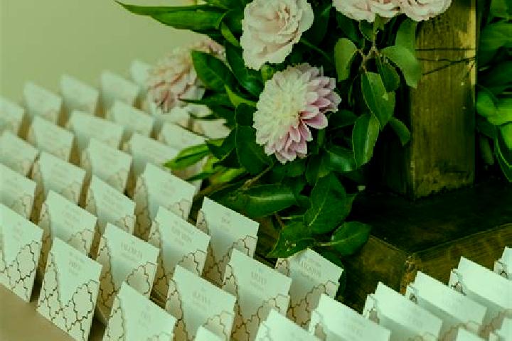 escort Table Top