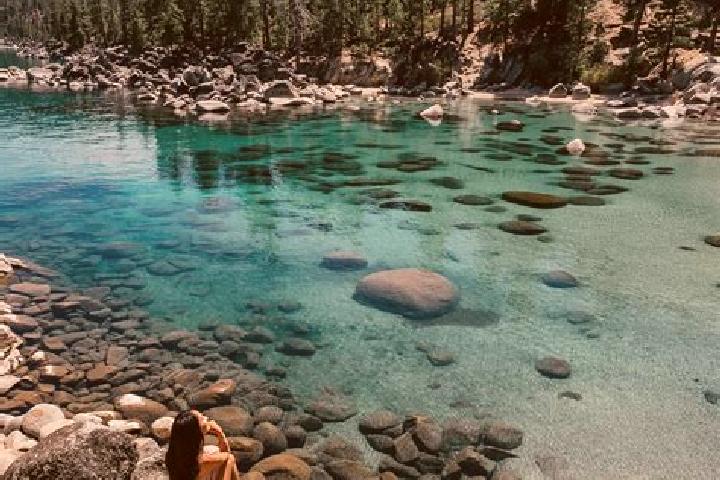 escort Tahoe Vista