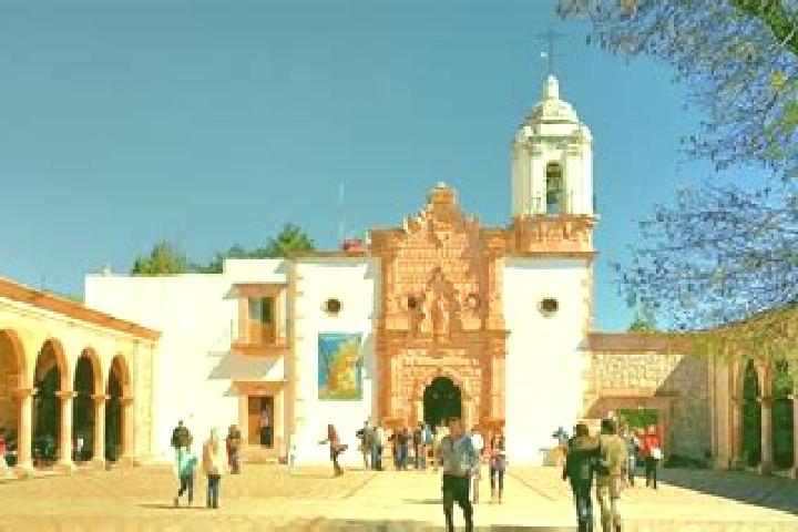 escort Tapias de Santa Cruz (Pedro Ruiz Gonzalez)