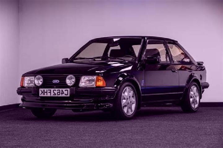 escort Tattenhall