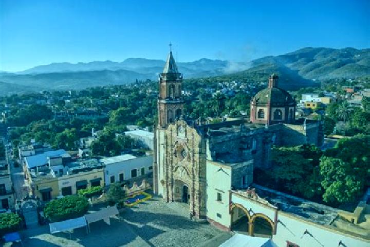 escort Tenasda (Barrio de San Ildefonso)