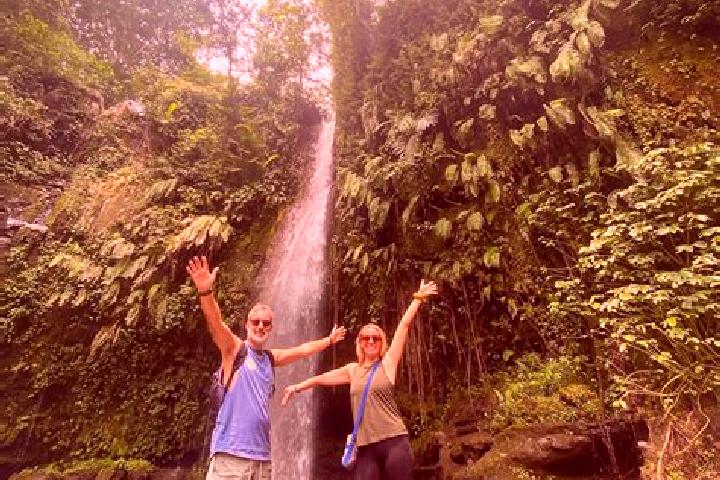escort Tetebatu