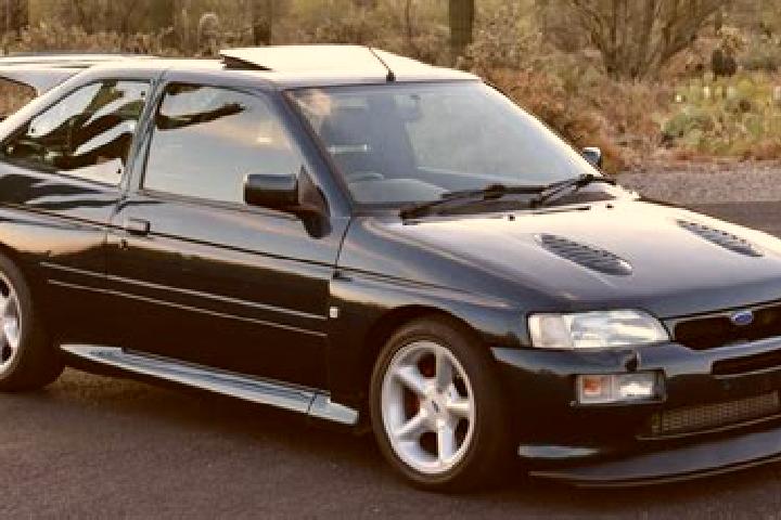 escort Tetia