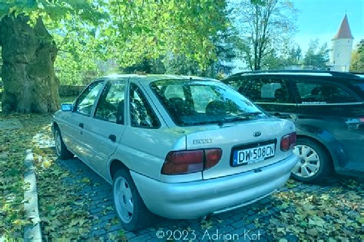 escort Tichit