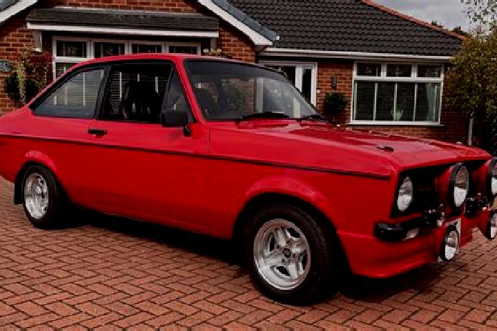 escort Ticleni