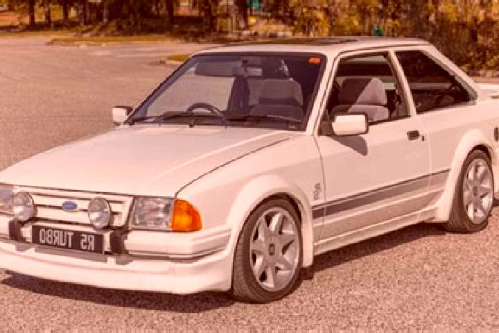 escort Tisa
