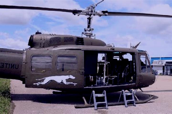 escort Tomahawk