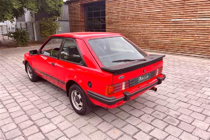 escort Tongle
