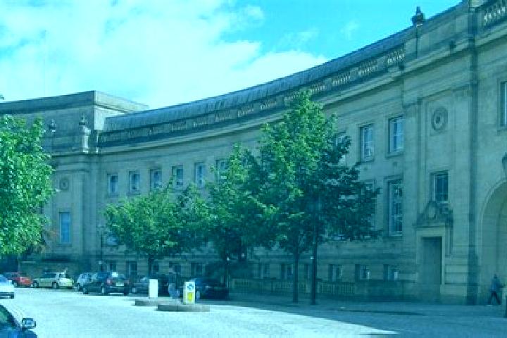 escort Town Hall Crescent