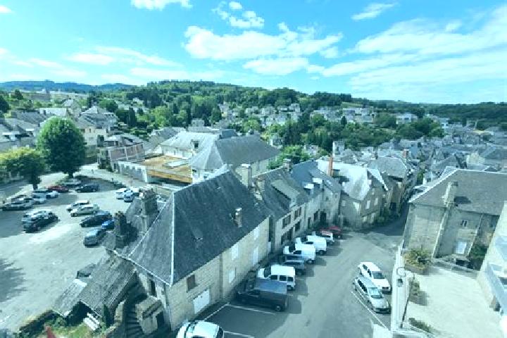 escort Treignac