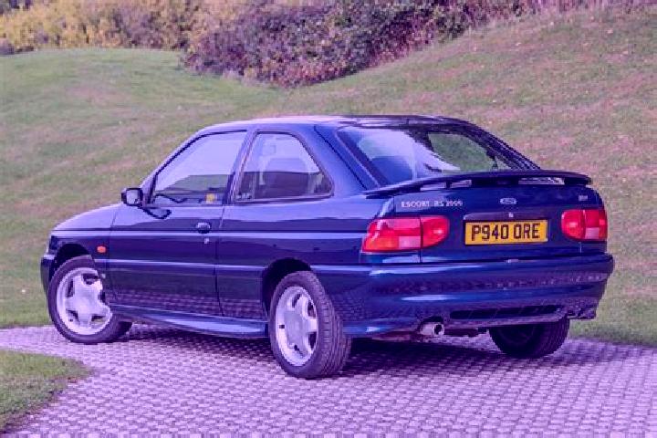 escort Troparevo