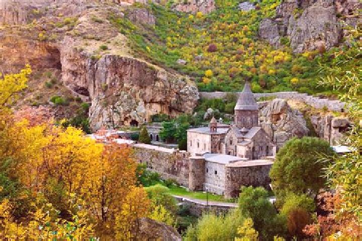 escort Tsaghkadzor