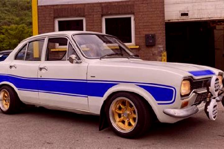 escort Tsotili