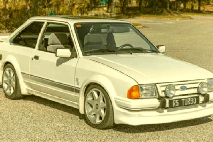 escort Tuanak