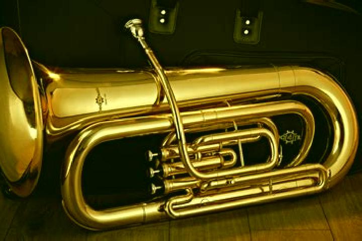 escort Tuba Koto