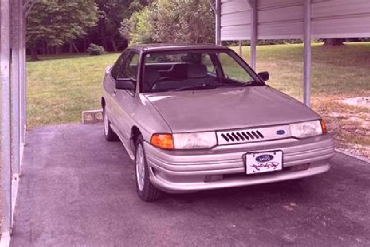 escort Tully