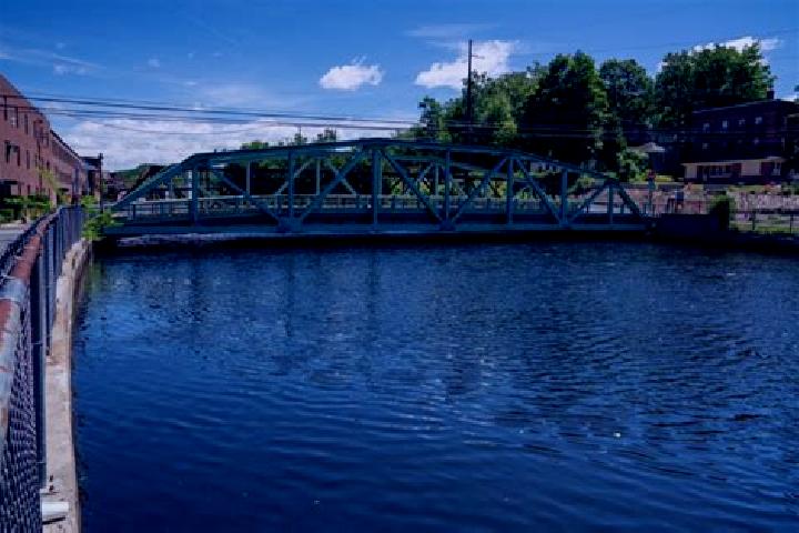 escort Turners Falls