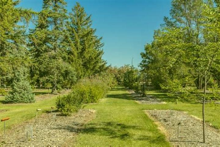 escort U of S Lands South Management Area