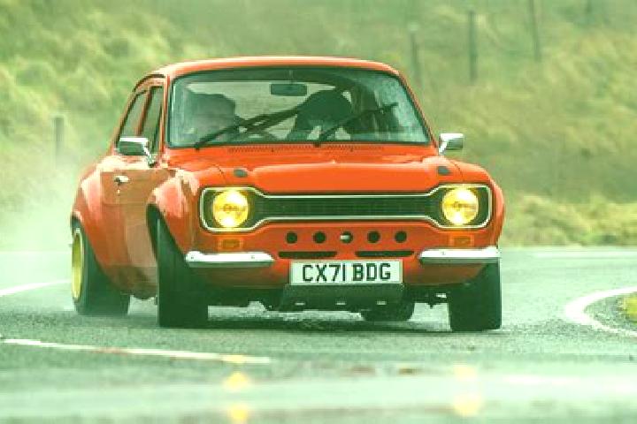 escort Ulley
