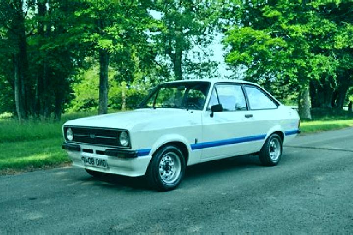 escort Uporovo