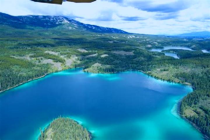escort Upper Liard