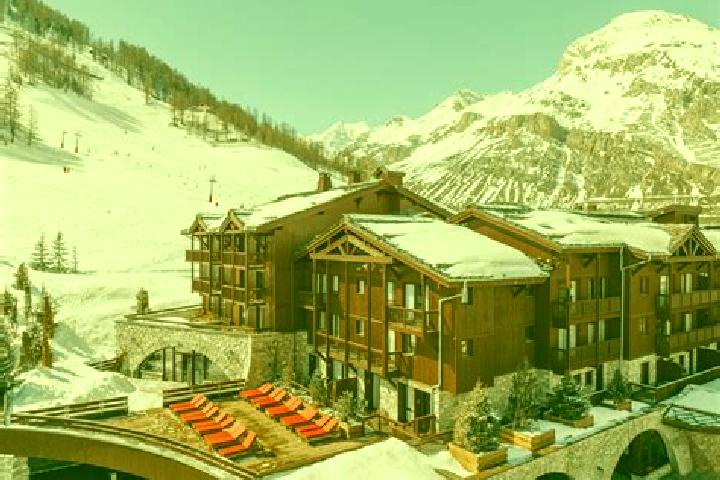 escort Val-d Isere