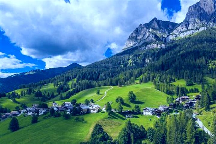 escort Vallada Agordina