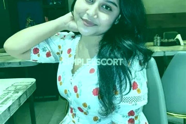 escort Valsad INA
