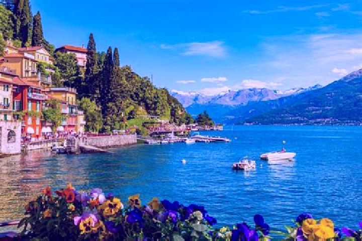 escort Varenna