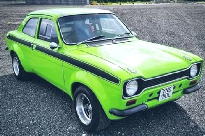 escort Vert-le-Petit