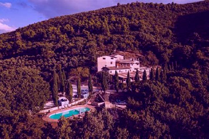 escort Villa-Borgo