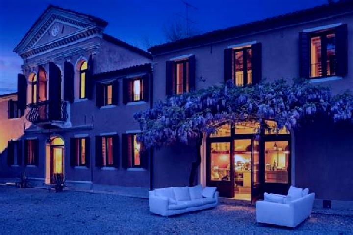 escort Villa Motta