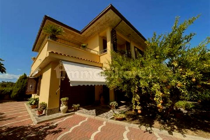 escort Villa Oliveti