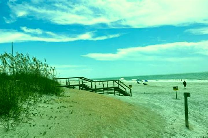 escort Villano Beach