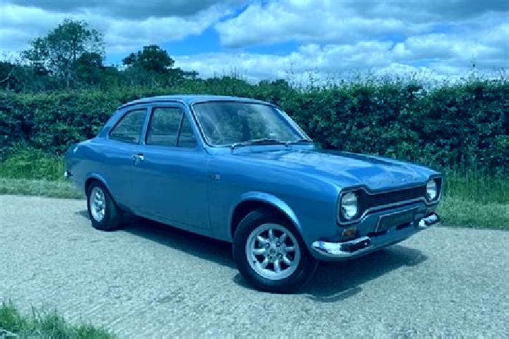 escort Villemer