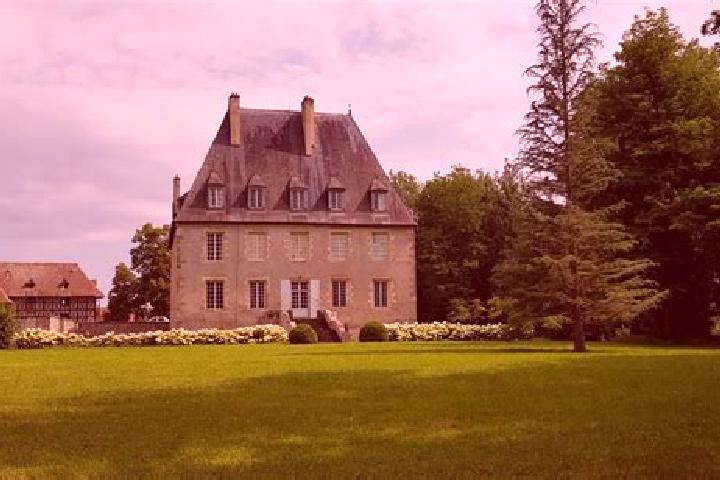 escort Villeneuve-sur-Allier