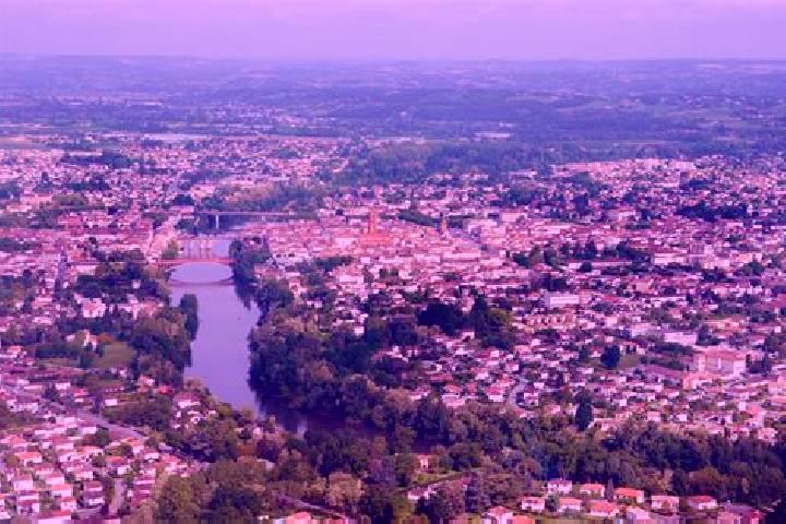 escort Villeneuve-sur-Auvers
