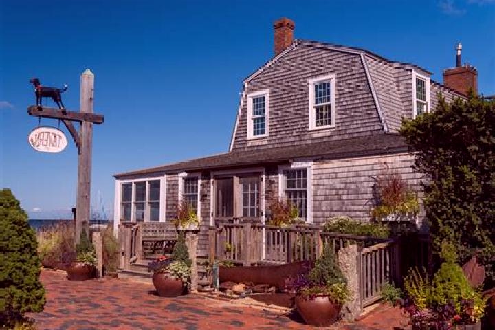 escort Vineyard Haven